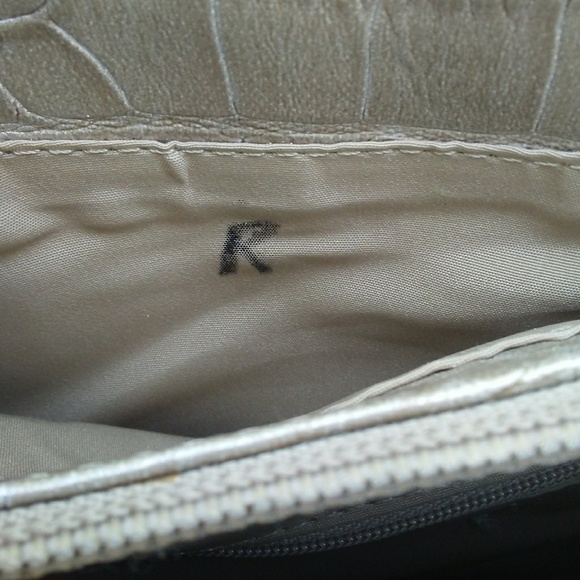 LIZ CLAIBORNE faux crocodile shoulder elegant bag - Picture 5 of 6